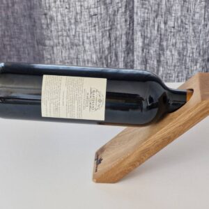 accesoriu lemn pentru sticla de vin